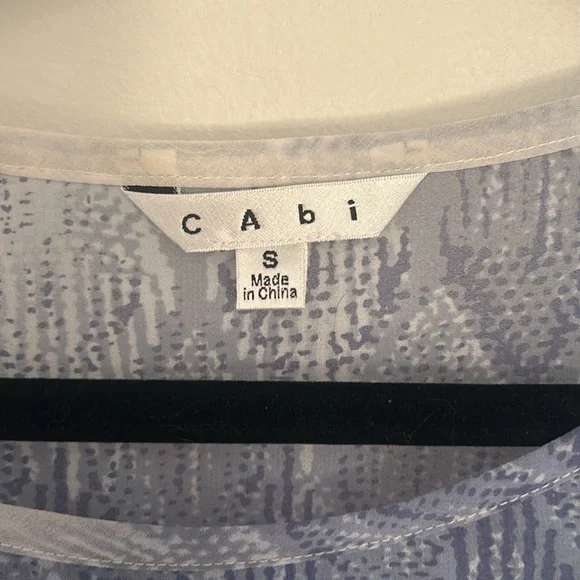 Cabi Style 781 Gauzy Chiffon Blue Fade Out Oversized Blouse size Small - Picture 5 of 8